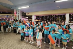 20251224Caroling04