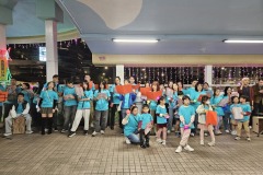 20251224Caroling05
